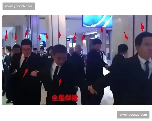 瘦弱小伙踢馆馆长:流量时代的危险赌博 瘦弱小伙踢馆馆长:流量时代的危险赌博
