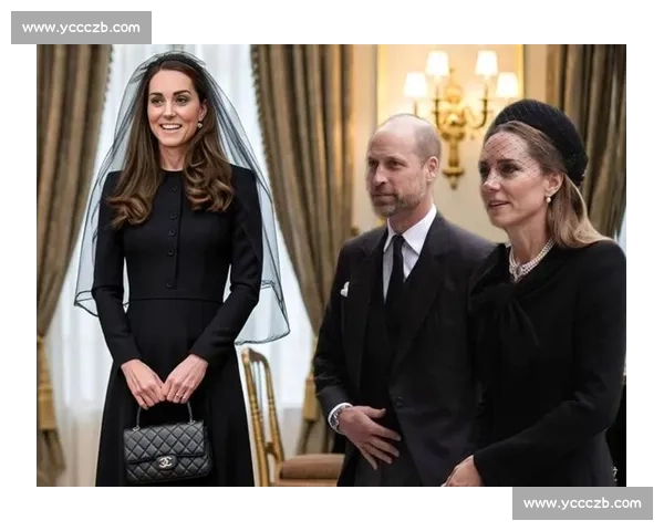 43 岁凯特王妃橄榄球场亮相 公主头减龄黑西装致哀
